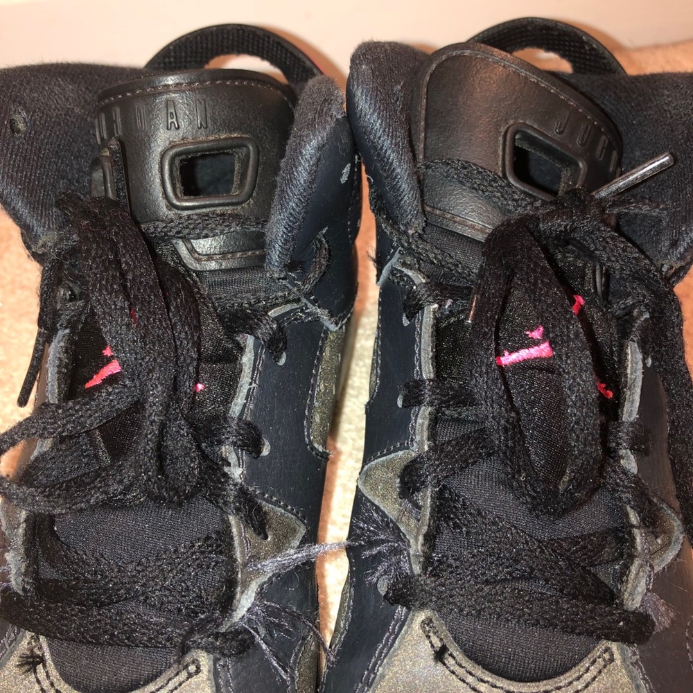 Kids Jordan 6 - Picture 3 of 7
